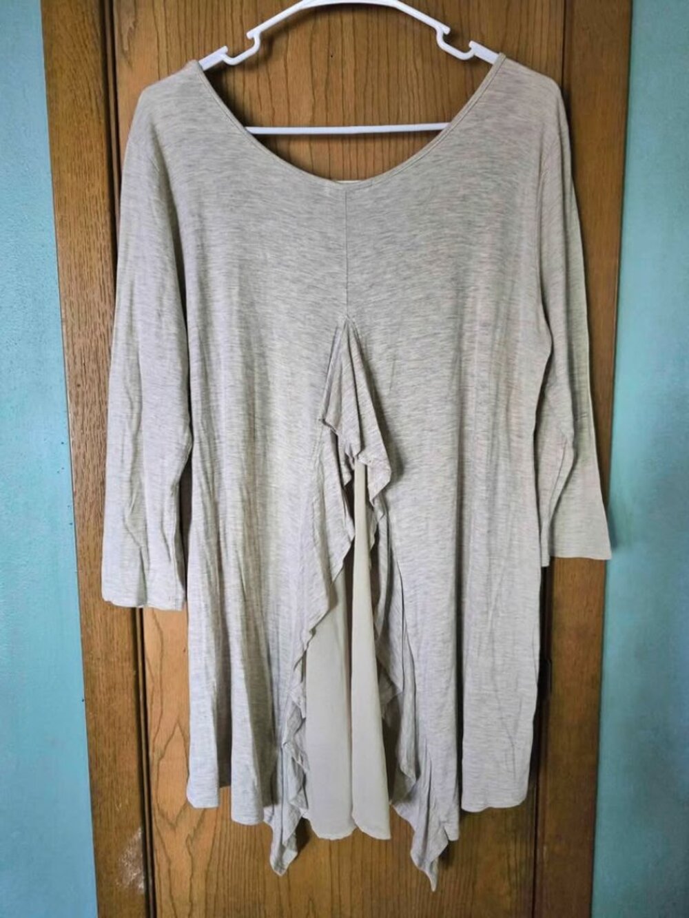 Size XL Pebble & Stone Beige Cream Ruffle Back Tunic Hi Low Shirt Top